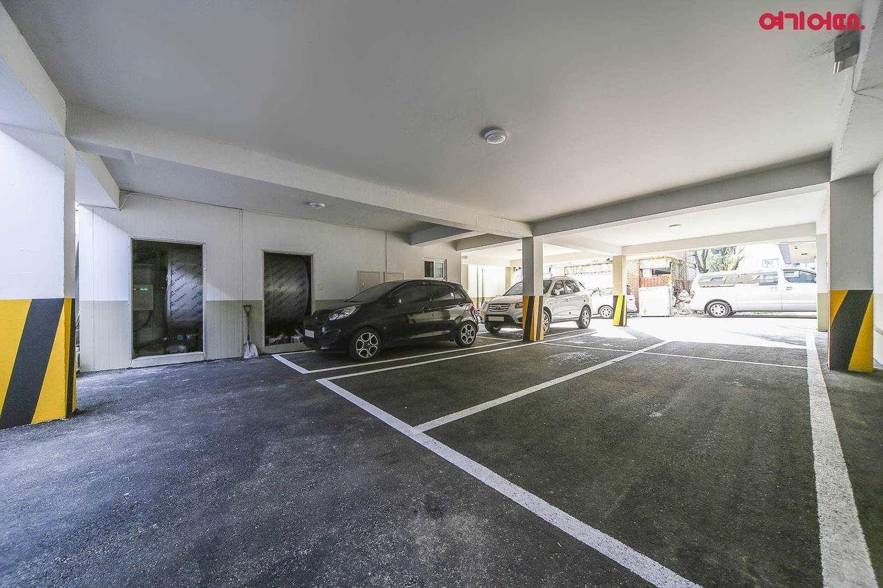 Goodstay Grand Motel Chuncheon Exteriör bild