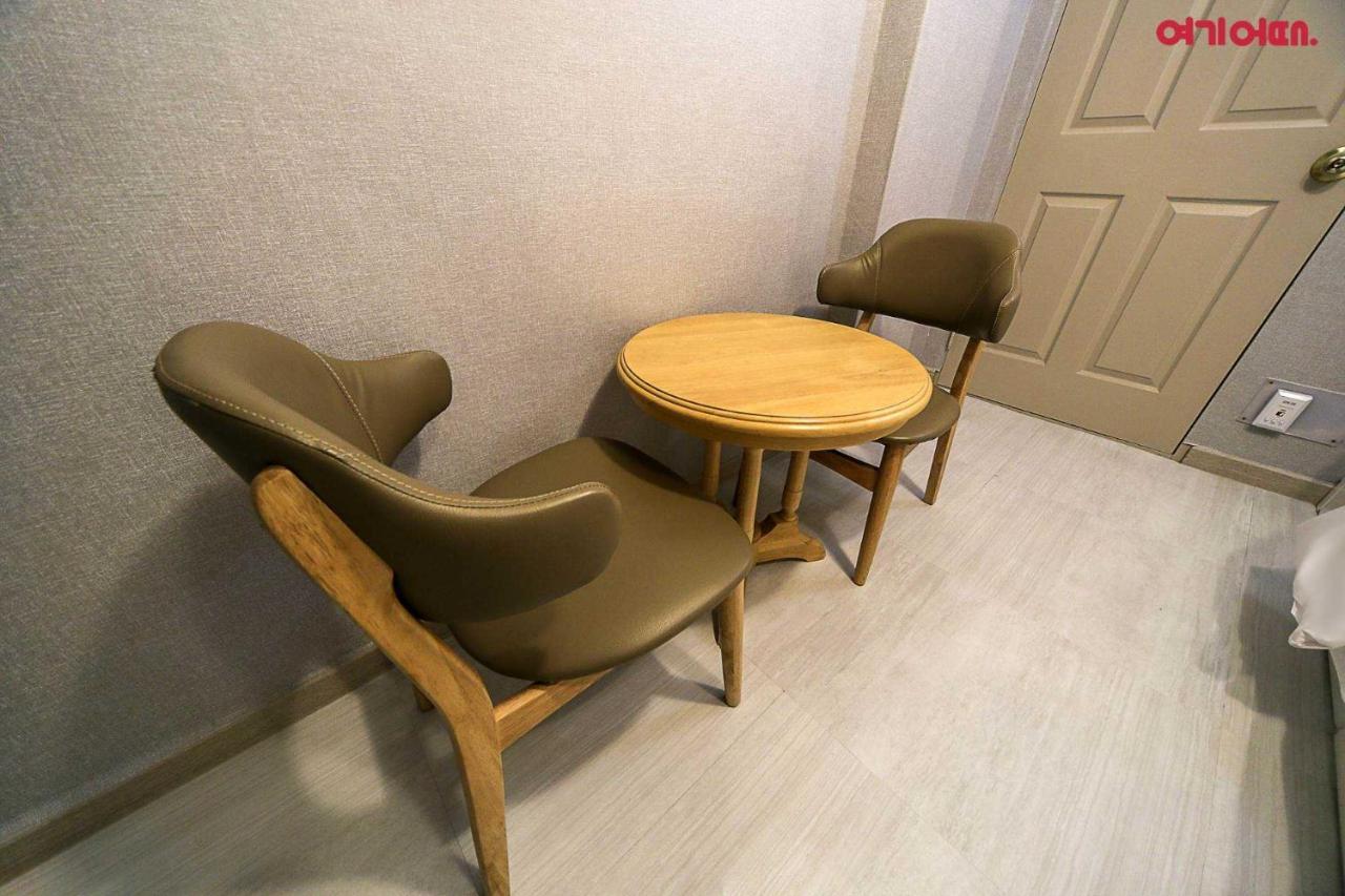 Goodstay Grand Motel Chuncheon Exteriör bild